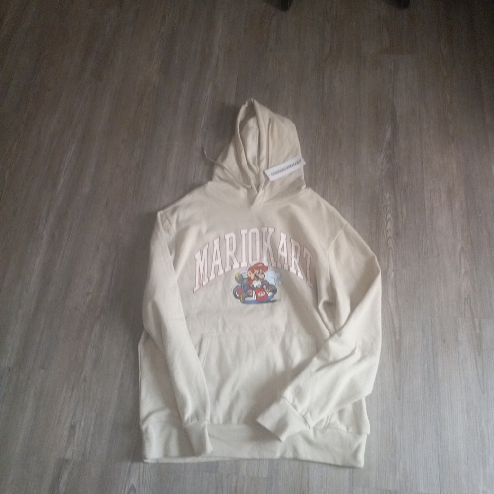 Mario Kart Men's Oatmeal Hooded Pullover Sweatshirt Size Large Brand New!
